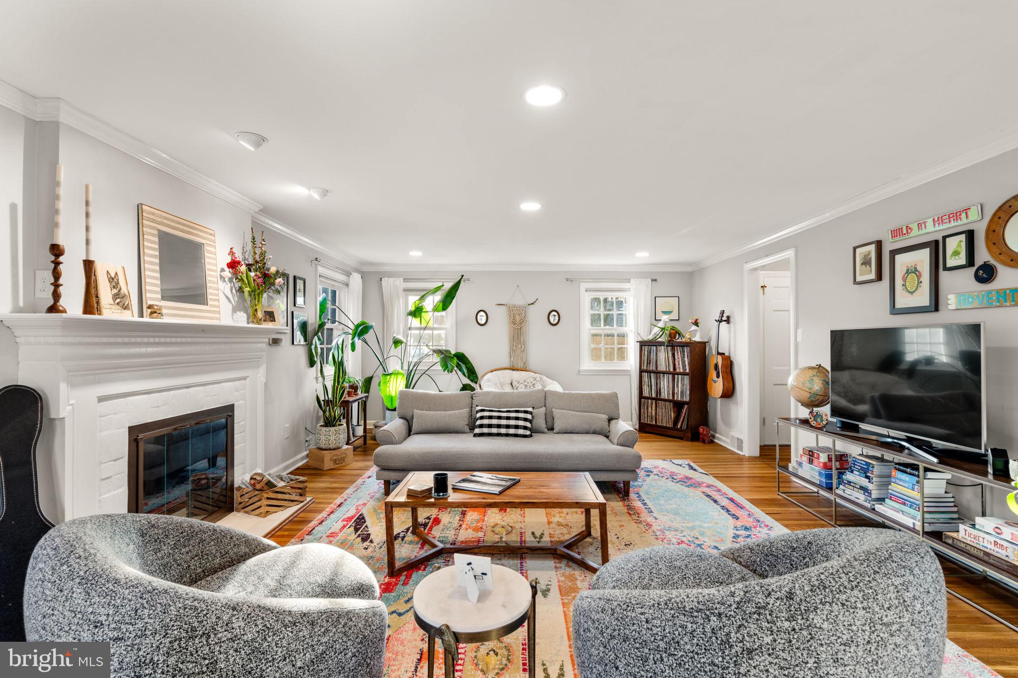 14 Willowbrook Ave