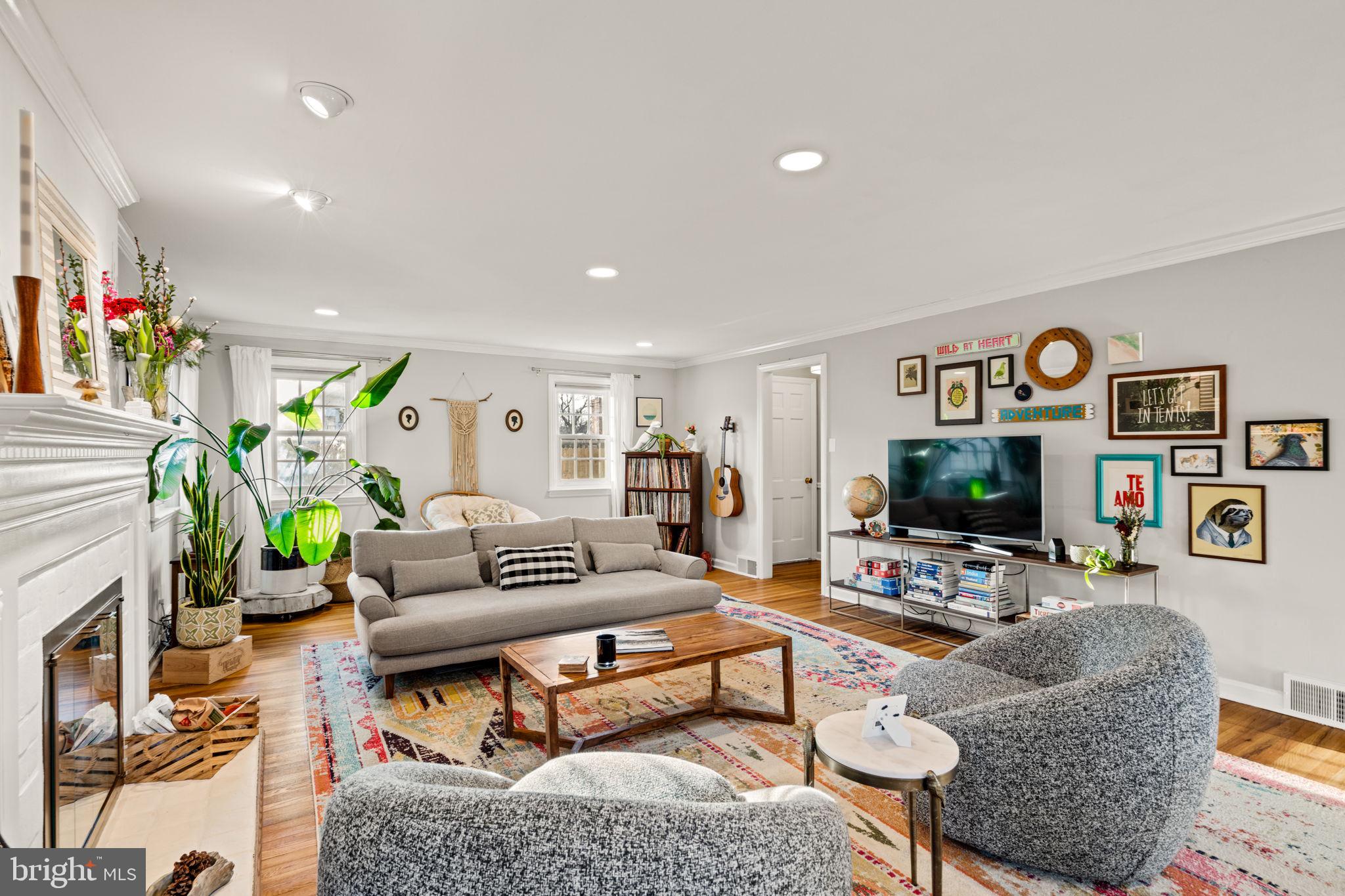 14 Willowbrook Ave