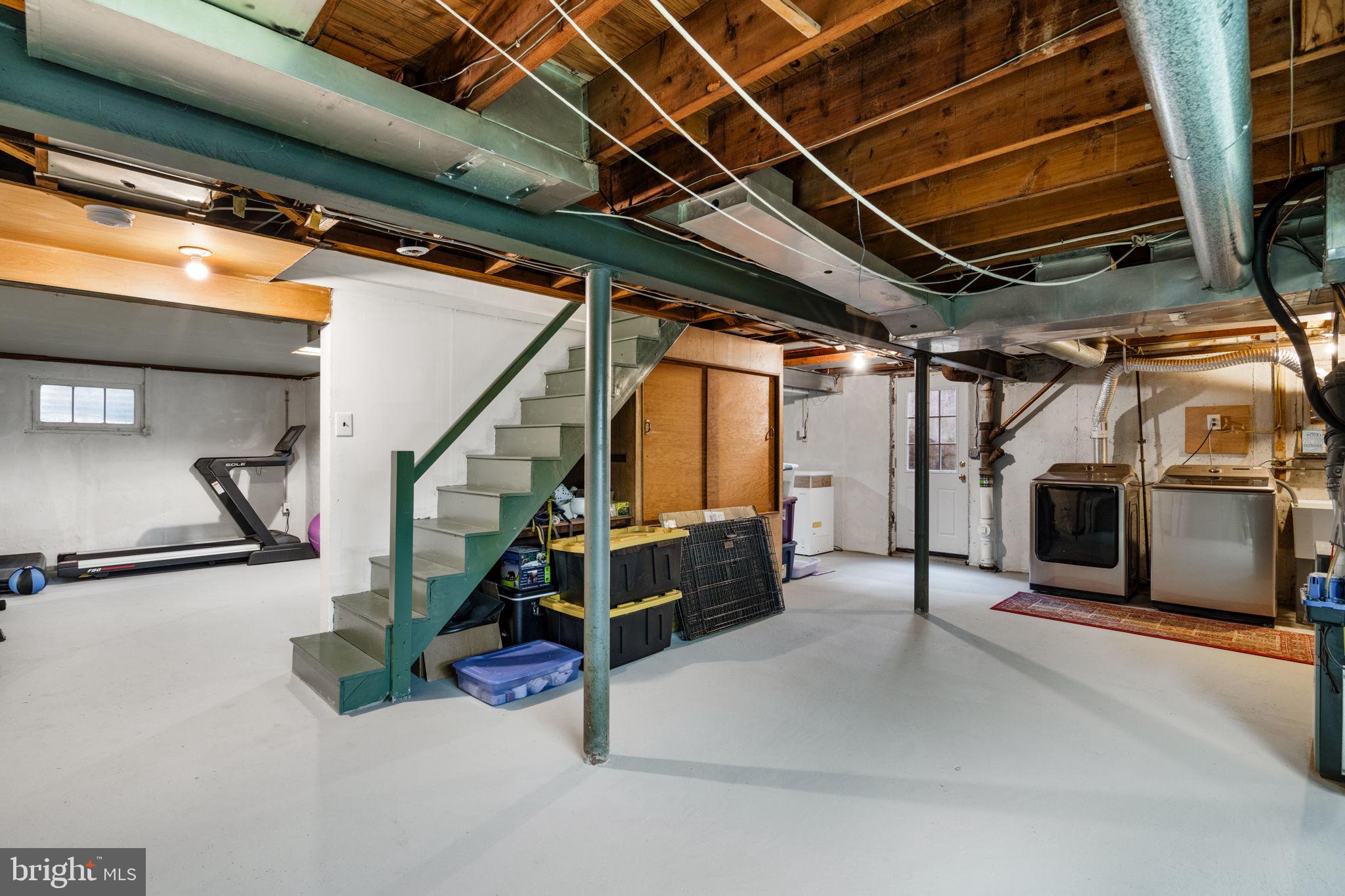 14 Willowbrook Ave