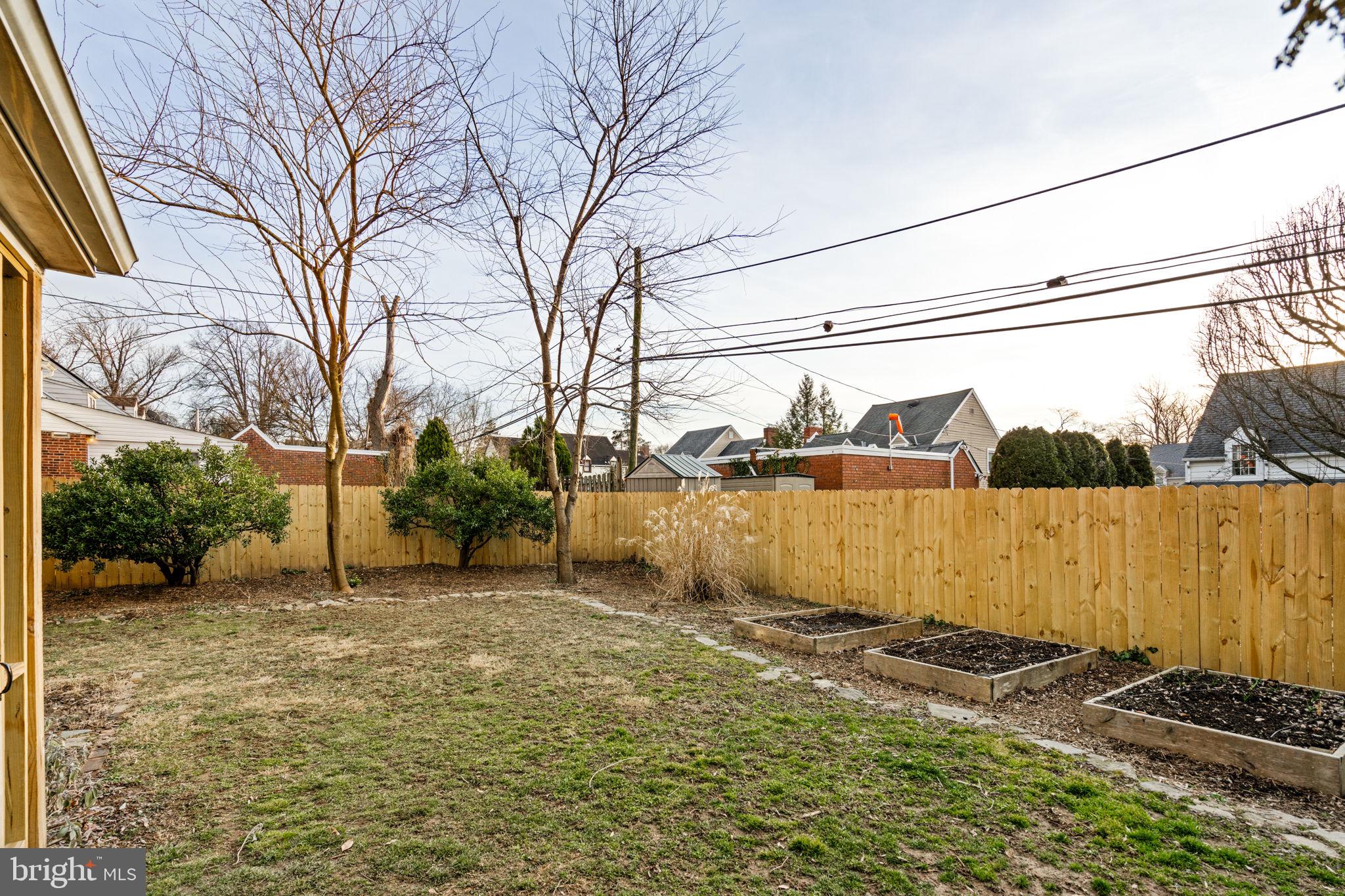 14 Willowbrook Ave