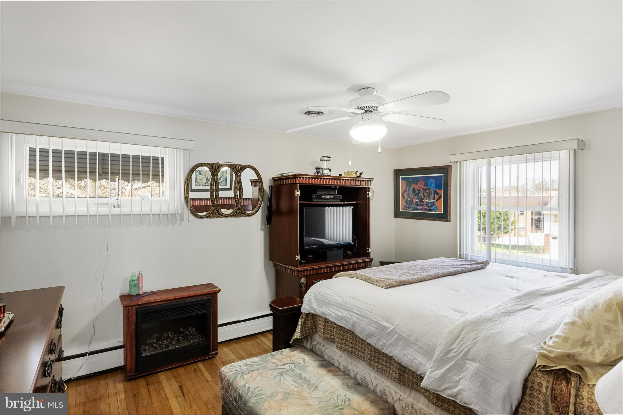 14 Glenwood Cir