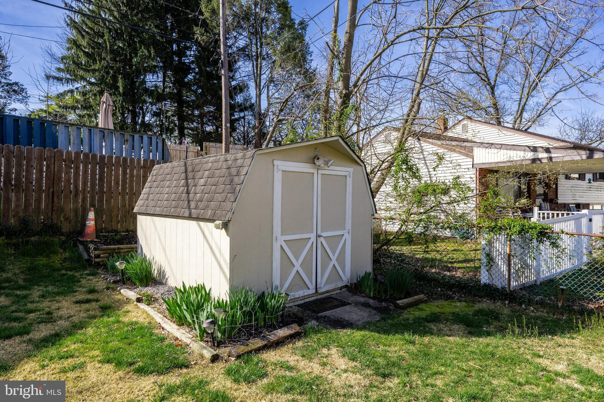 14 Glenwood Cir