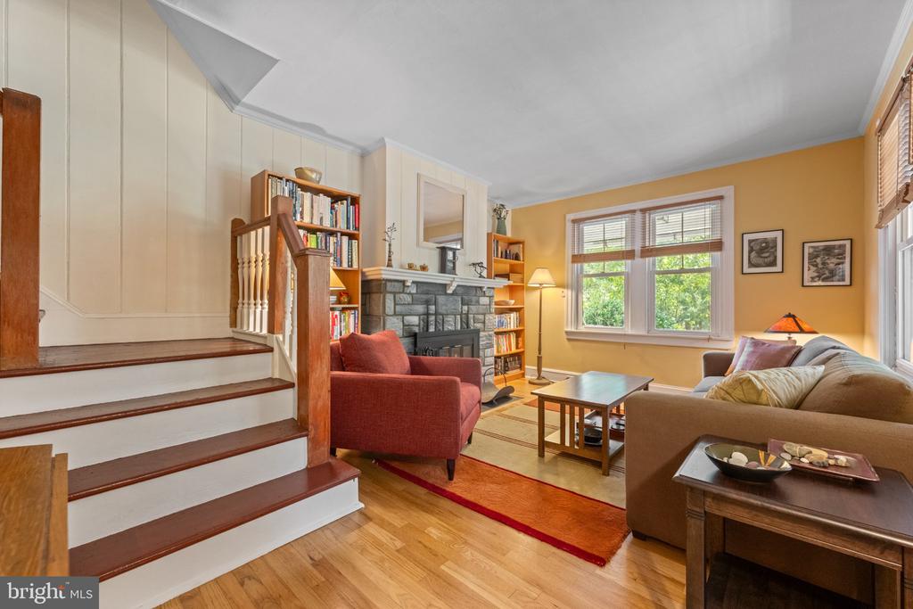 203 DARTMOUTH AVENUE