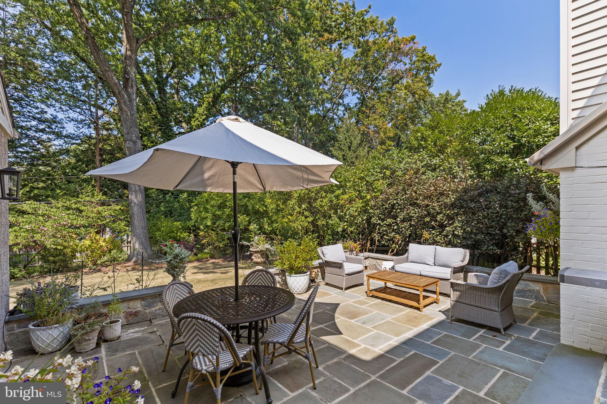 528 Custis Rd