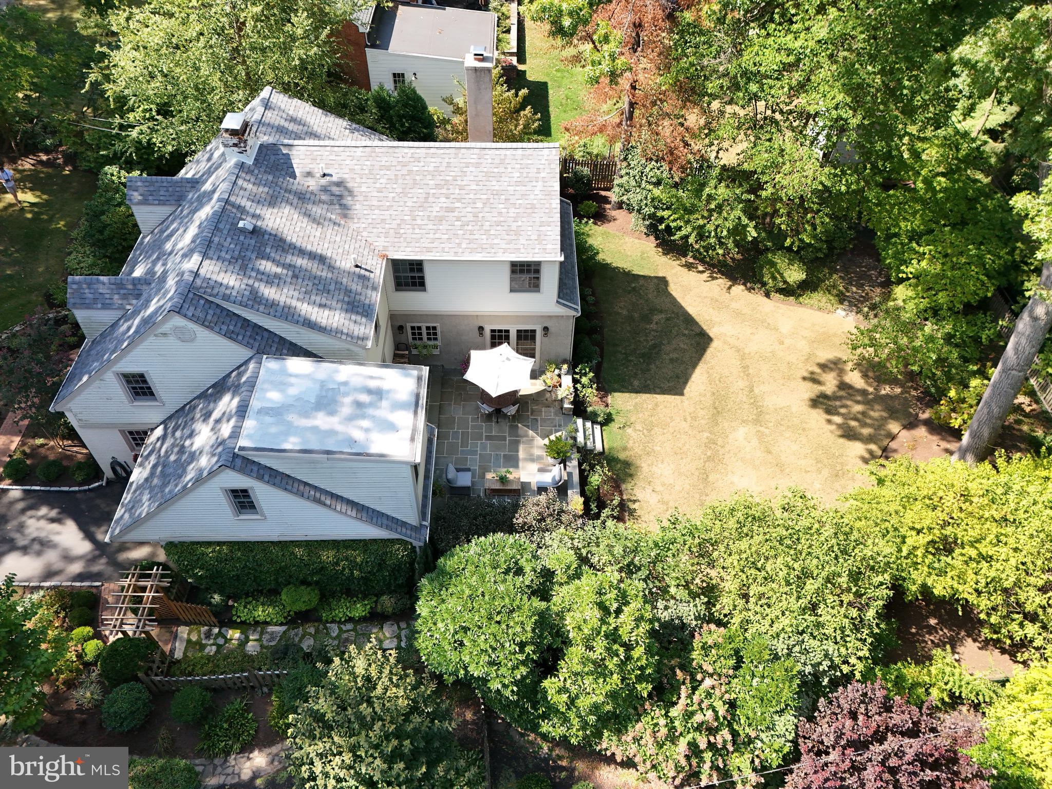 528 Custis Rd