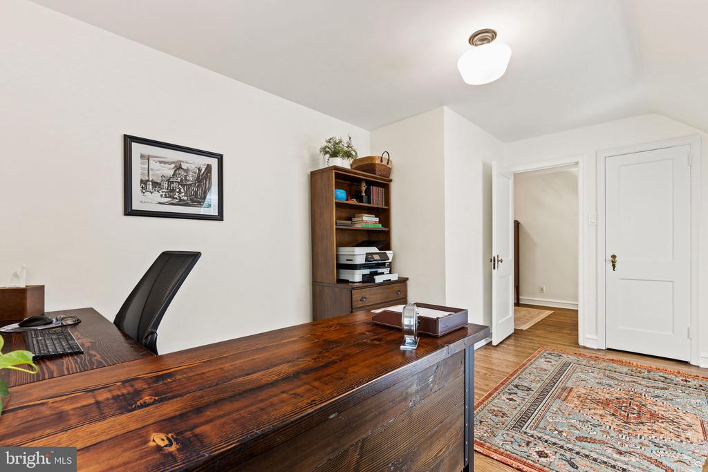 528 Custis Rd