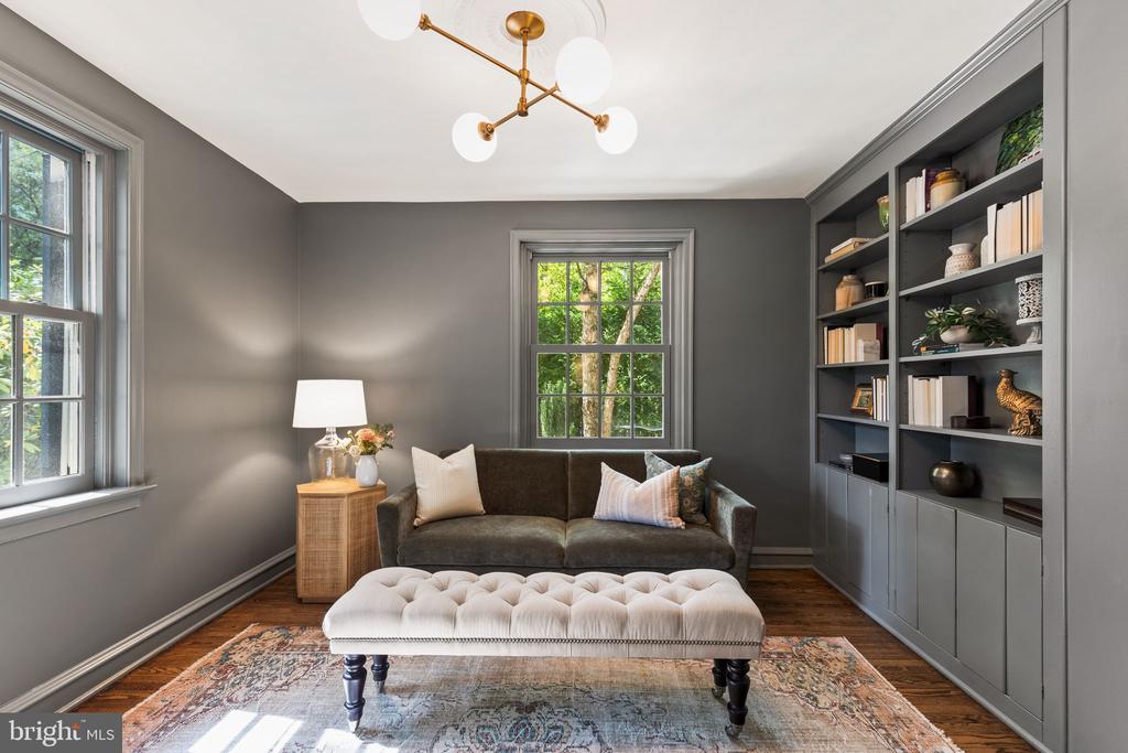 528 Custis Rd