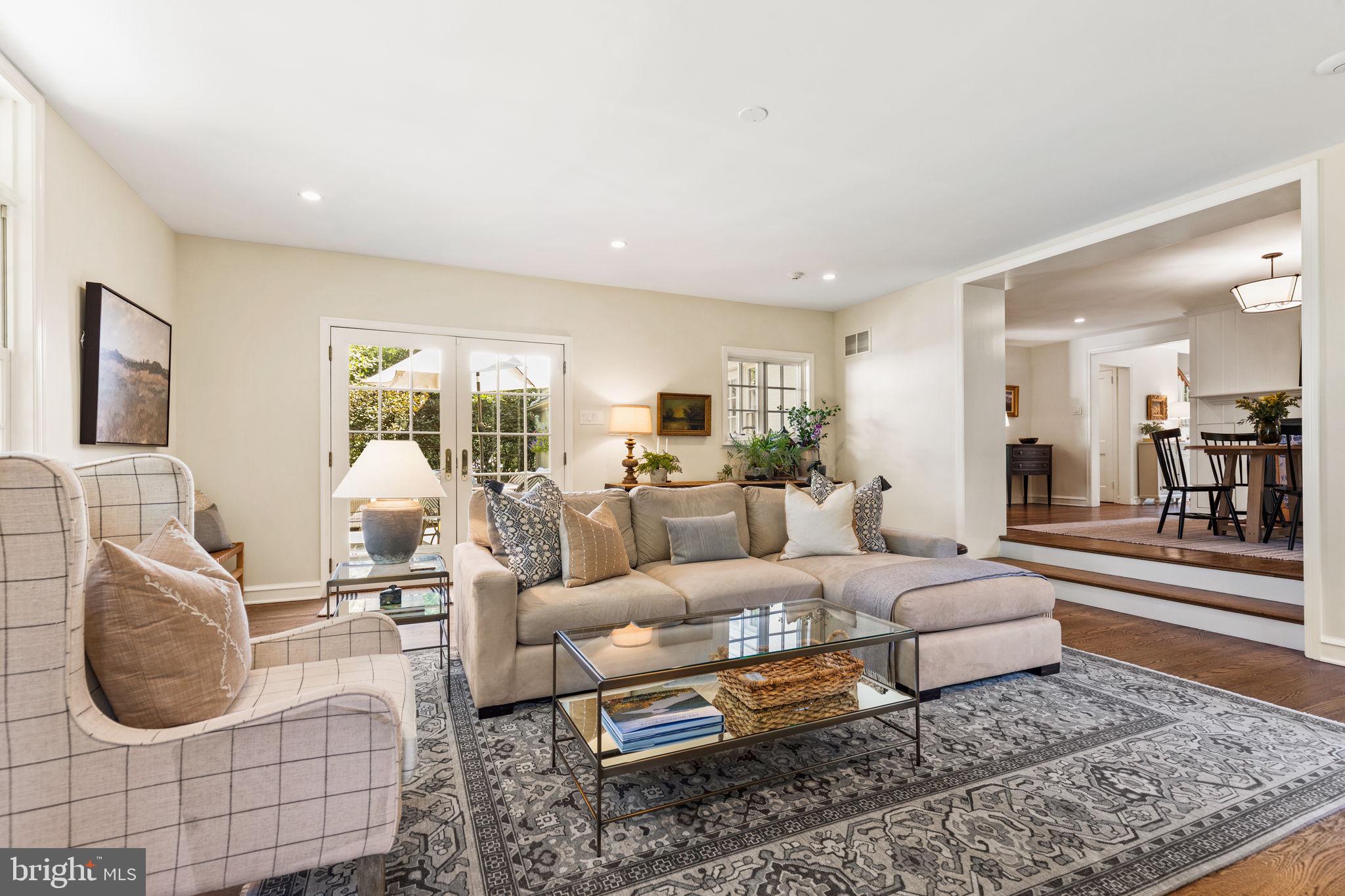 528 Custis Rd