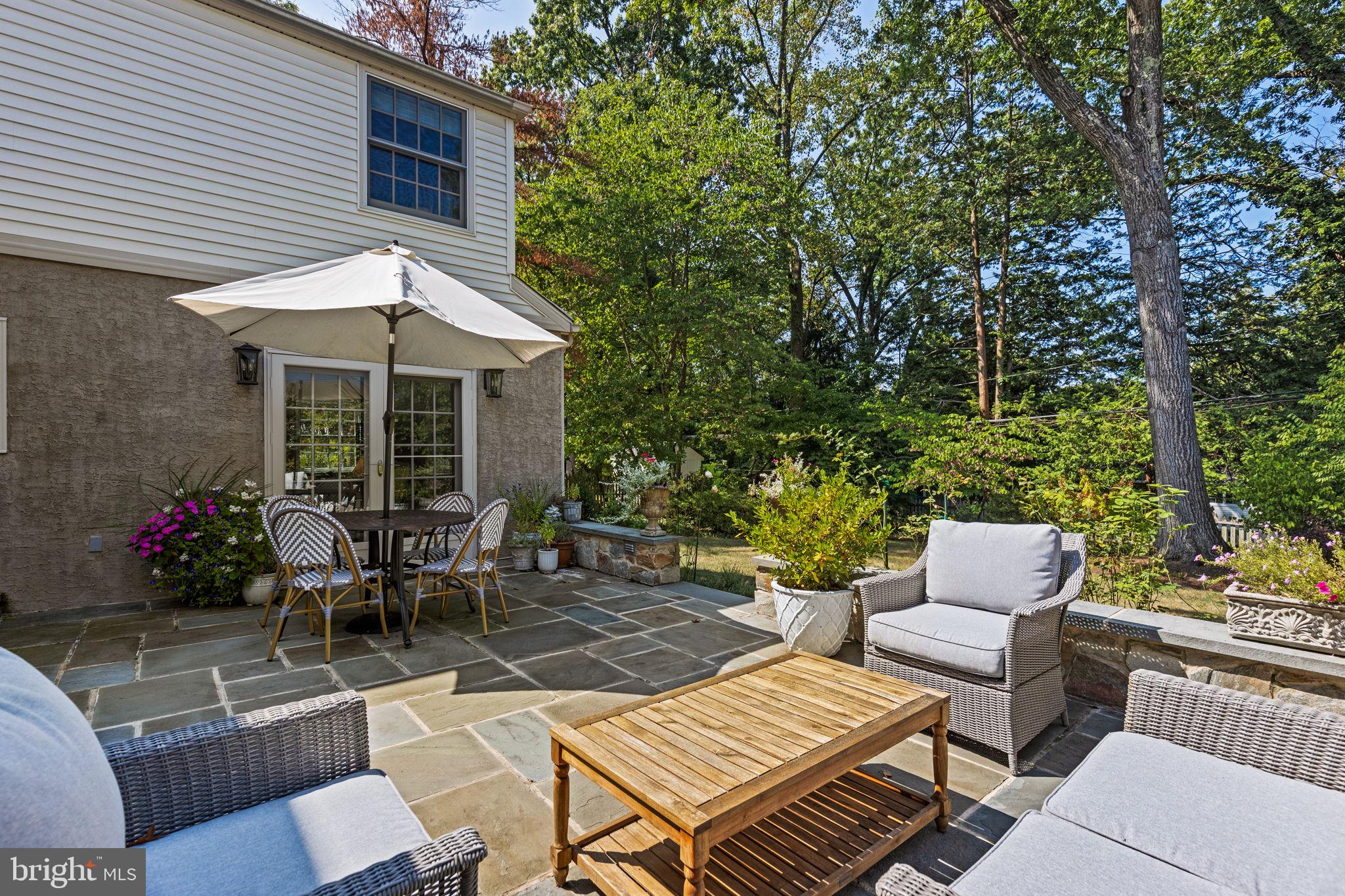 528 Custis Rd