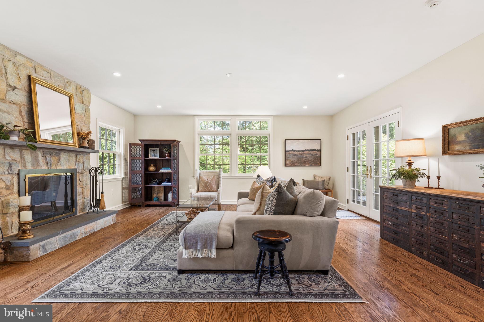 528 Custis Rd