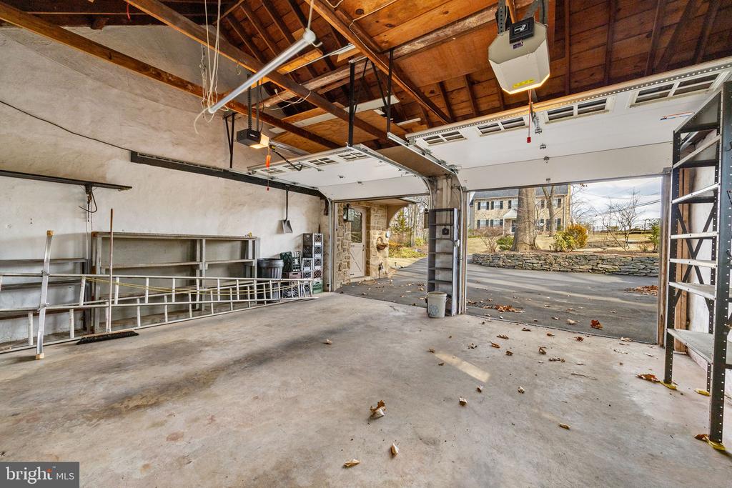406 Custis Rd
