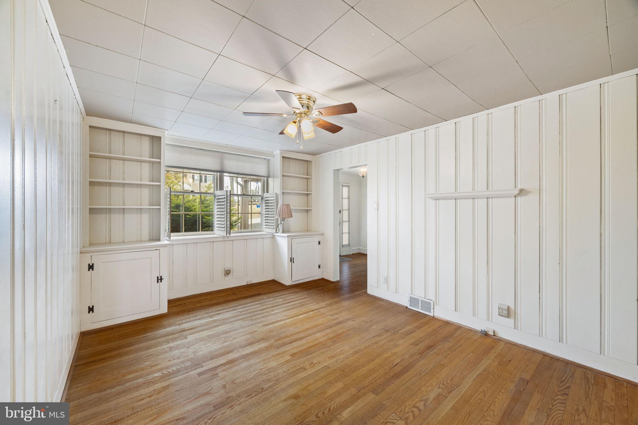 406 Custis Rd