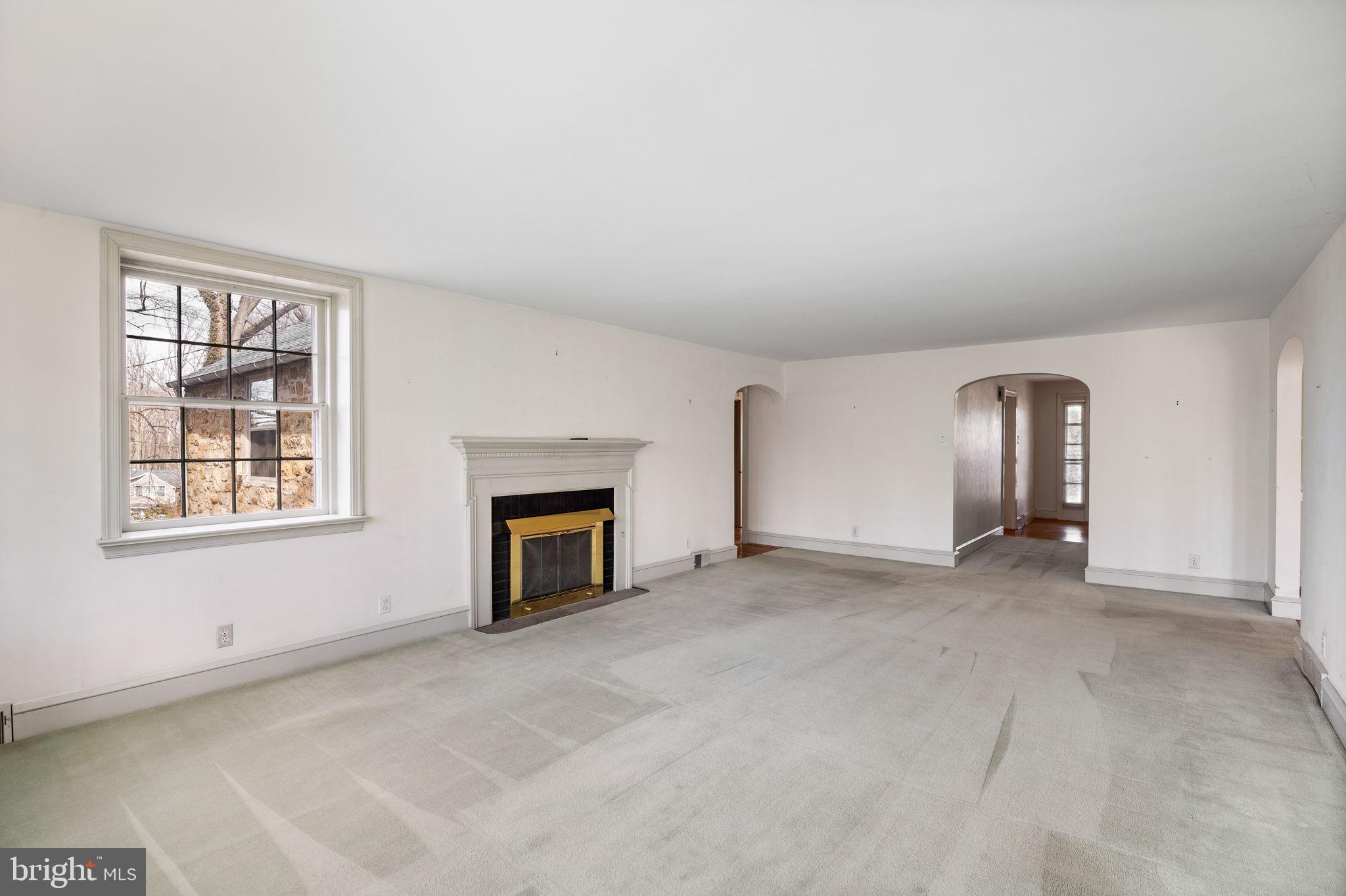 406 Custis Rd