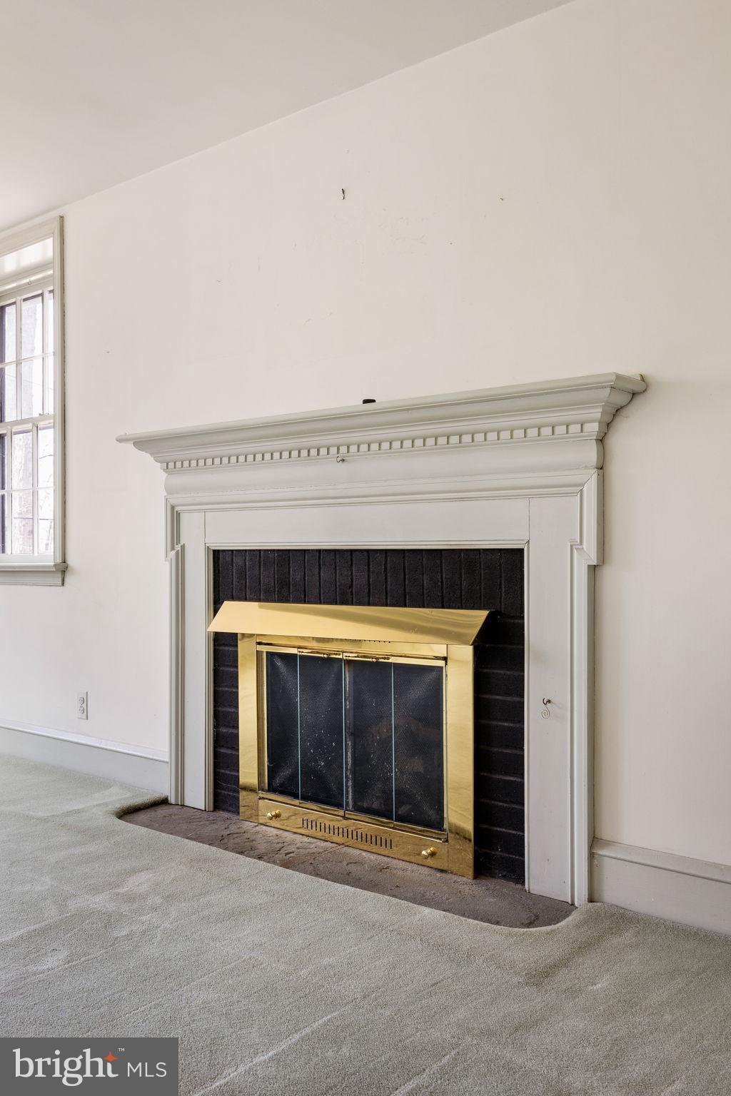 406 Custis Rd