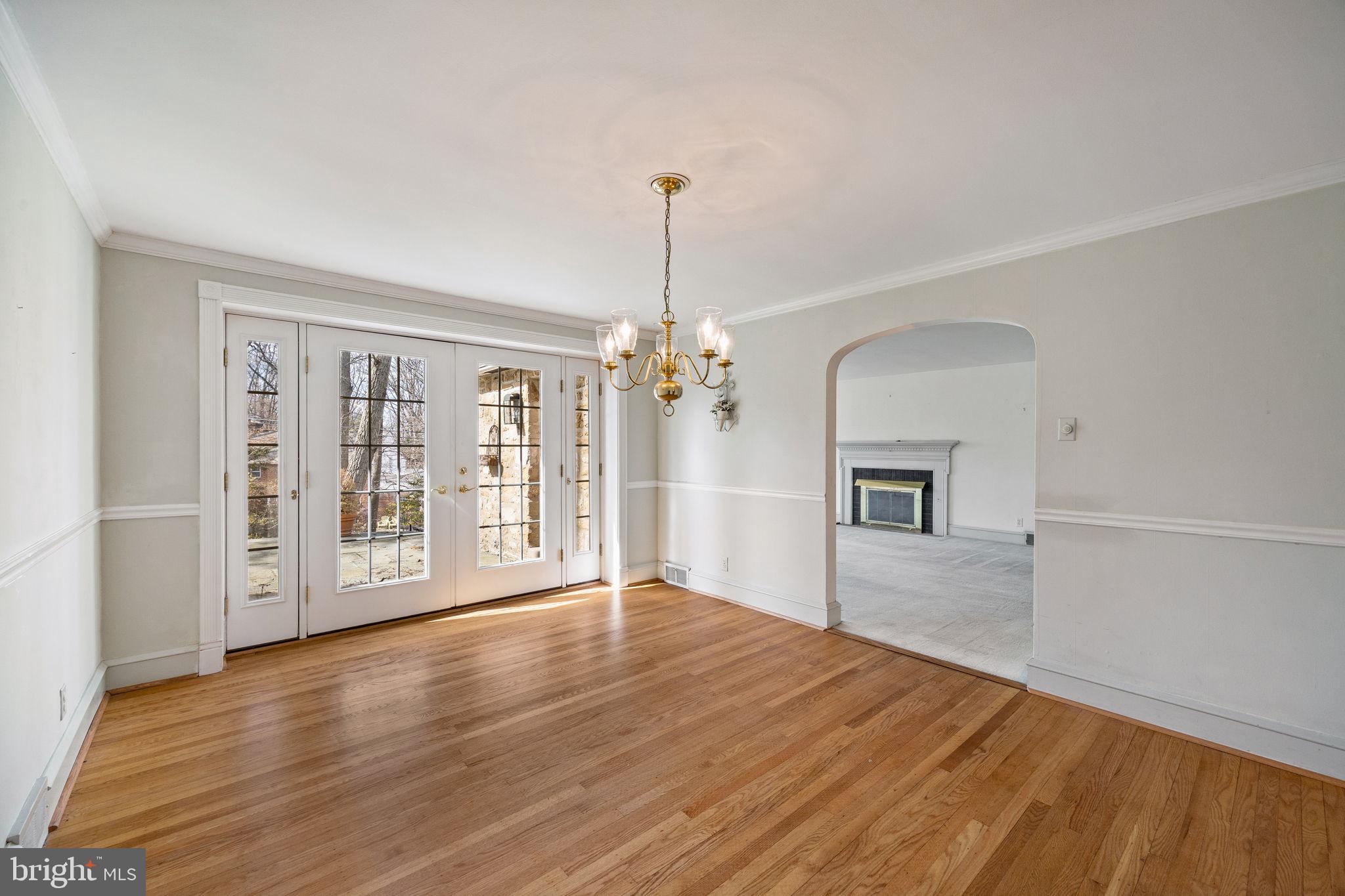 406 Custis Rd