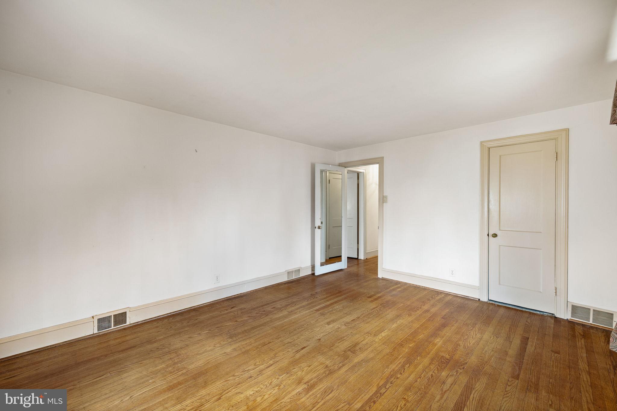 406 Custis Rd