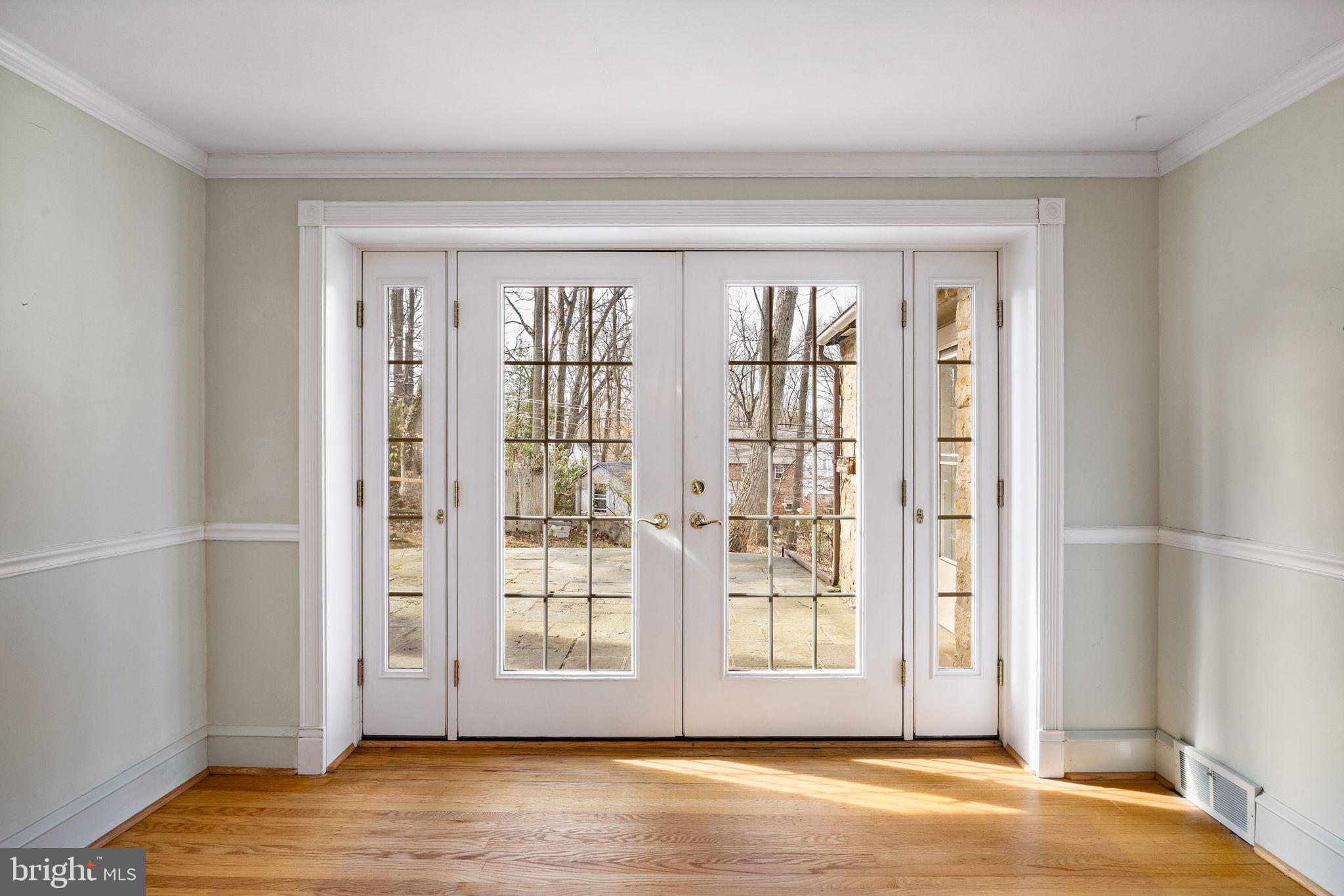 406 Custis Rd