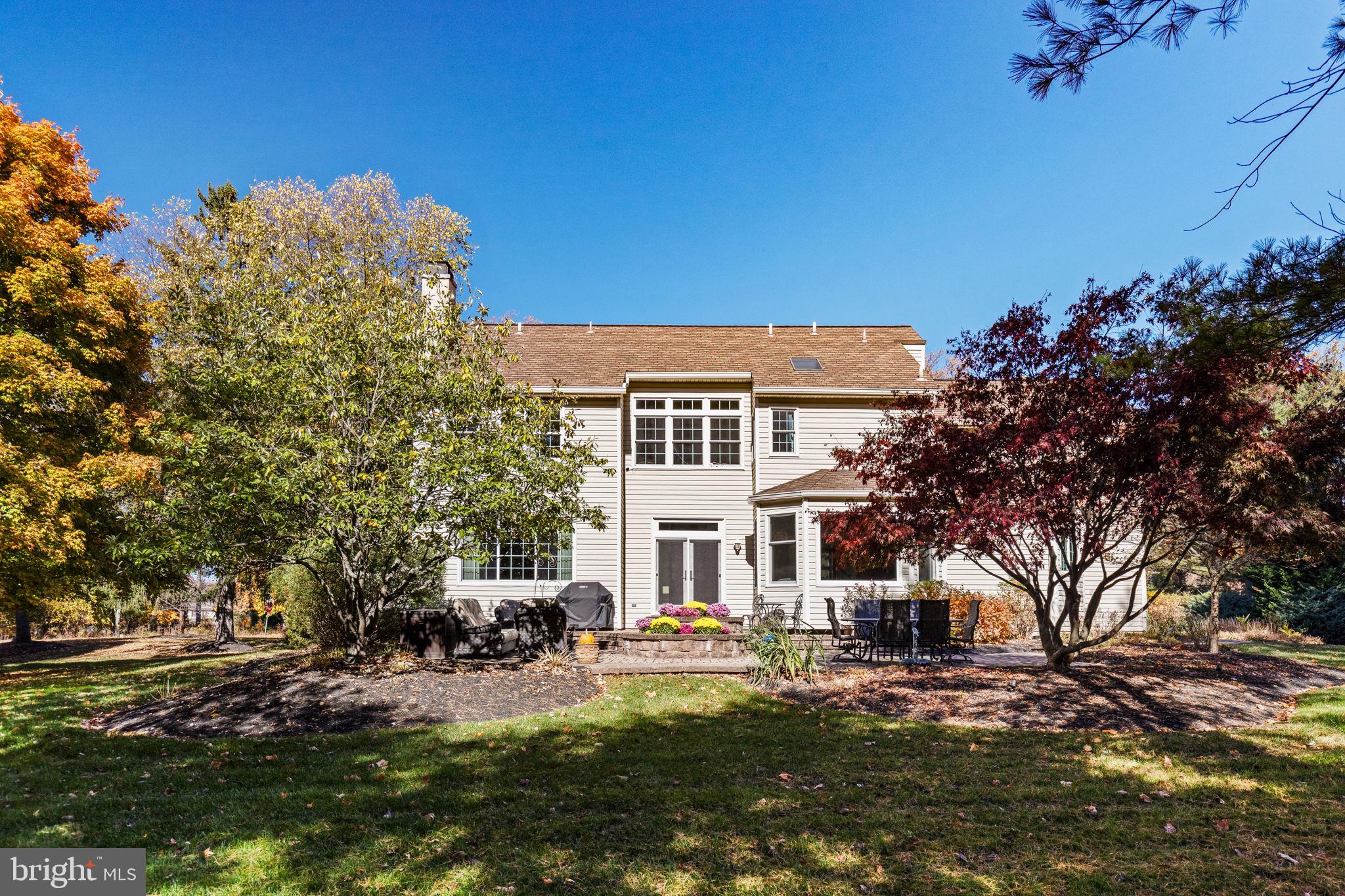 2 Bayberry Cir