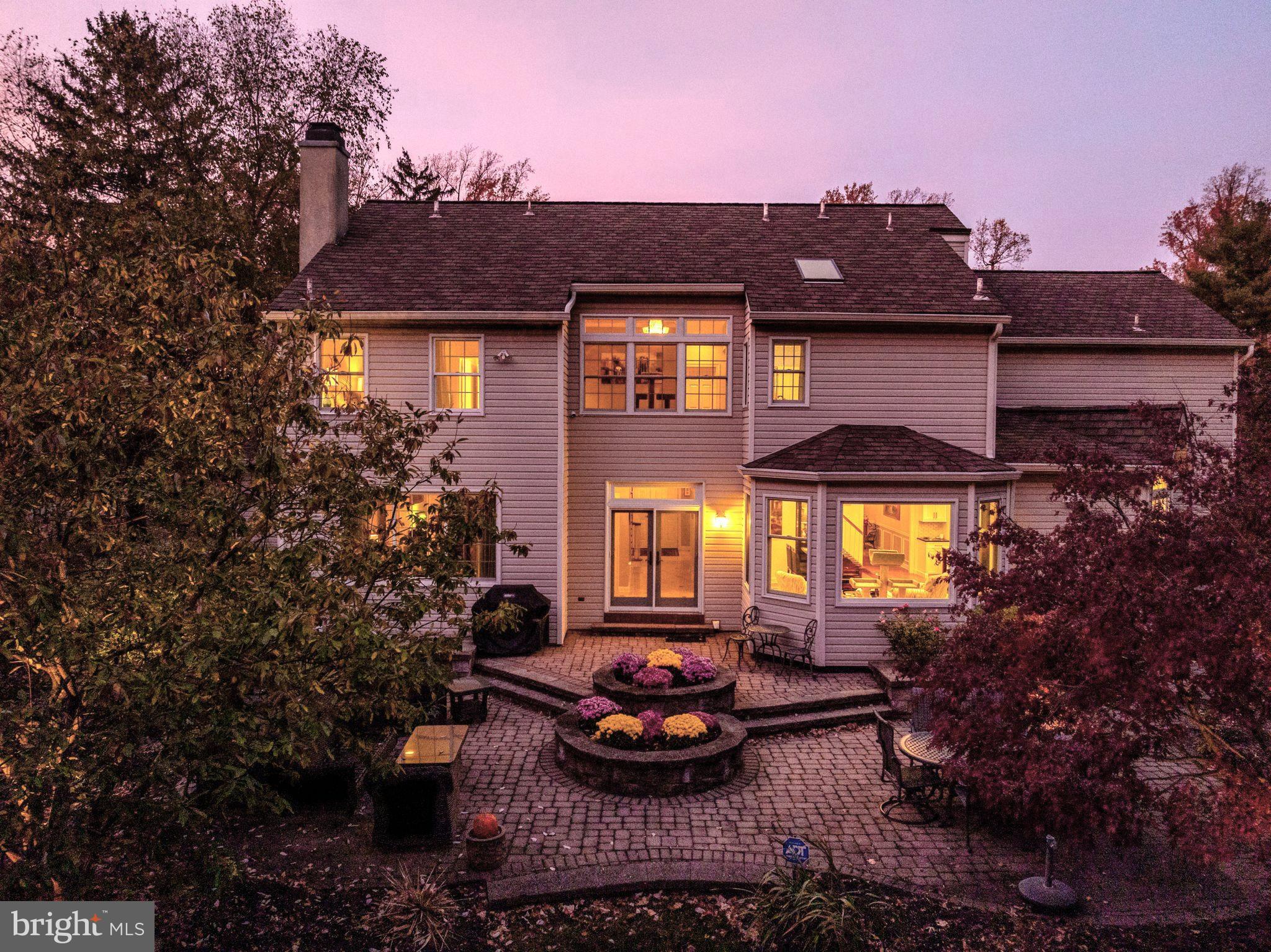 2 Bayberry Cir