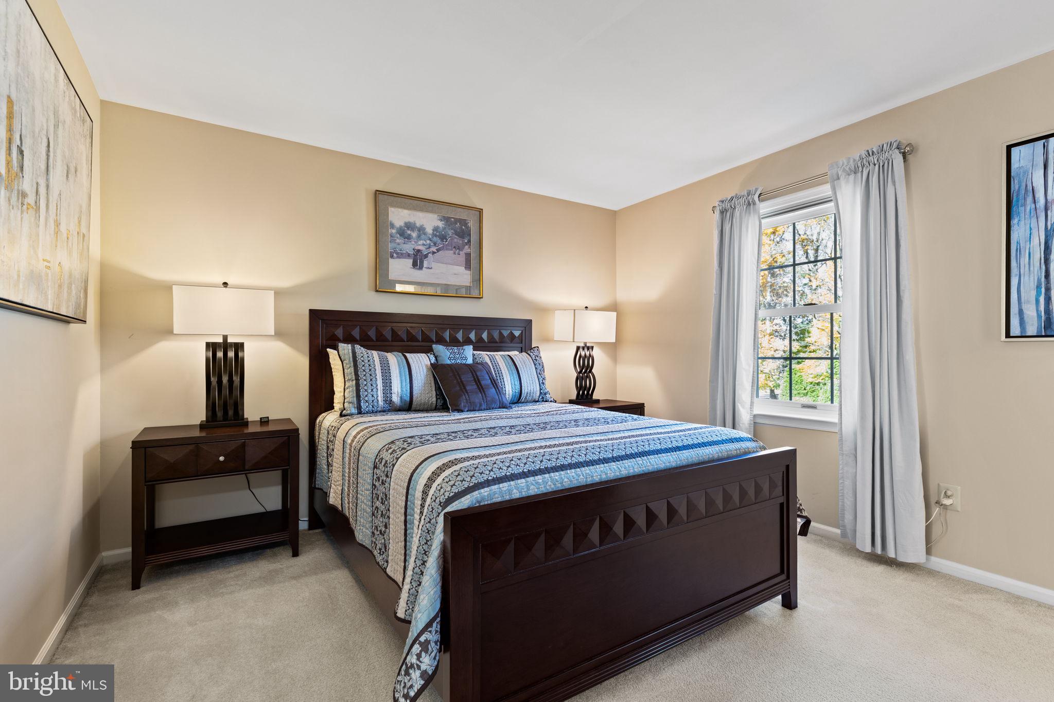 2 Bayberry Cir