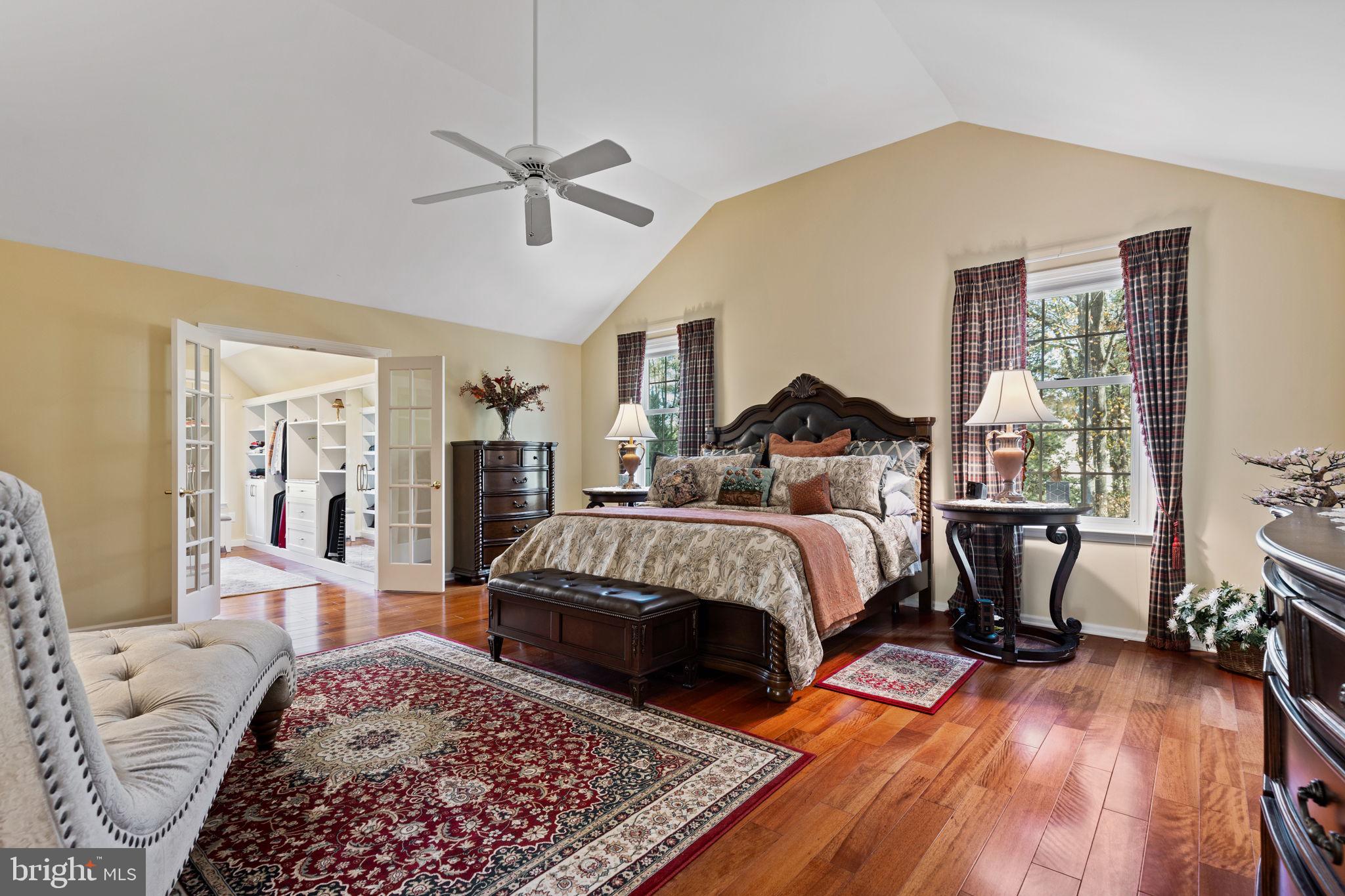 2 Bayberry Cir