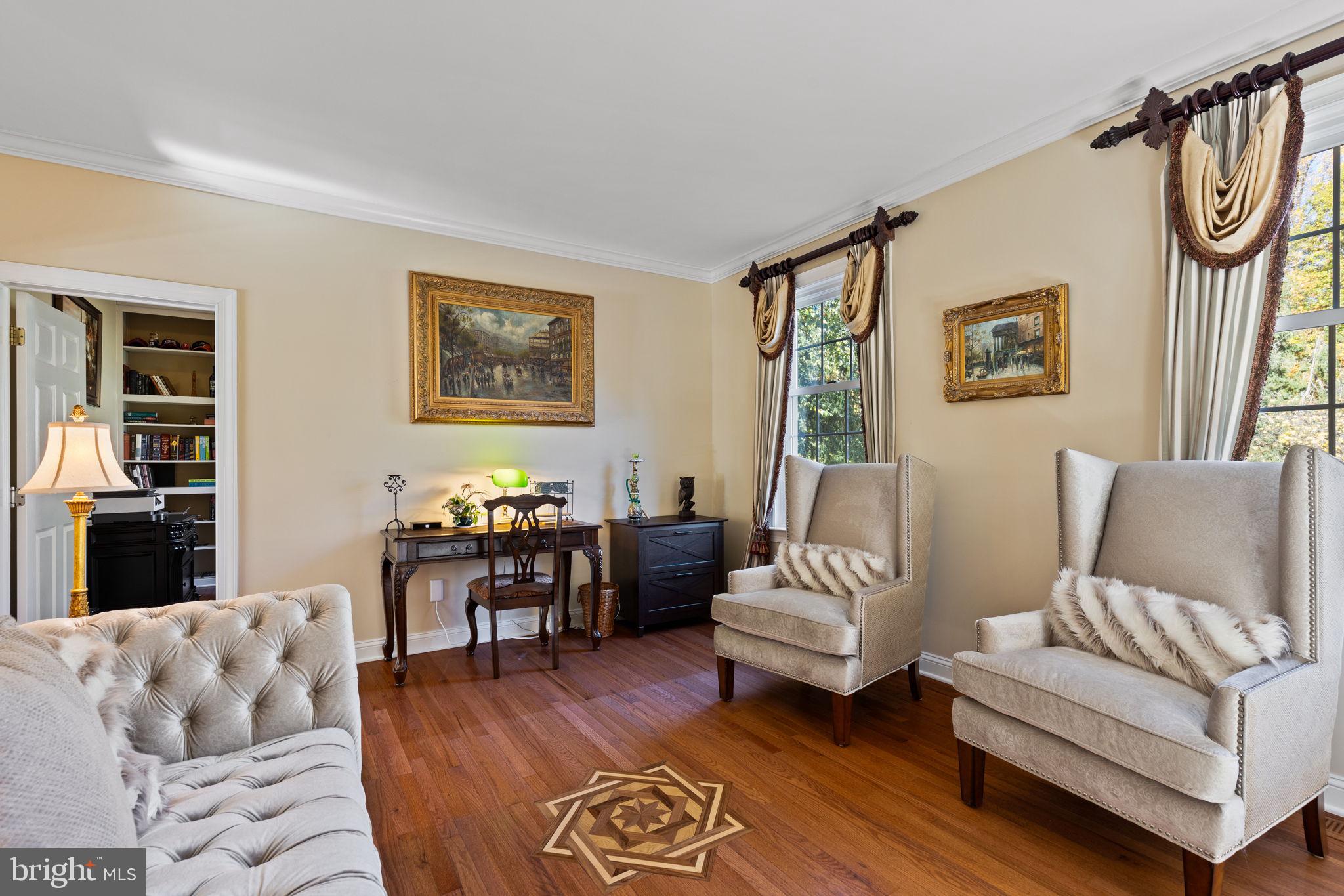2 Bayberry Cir