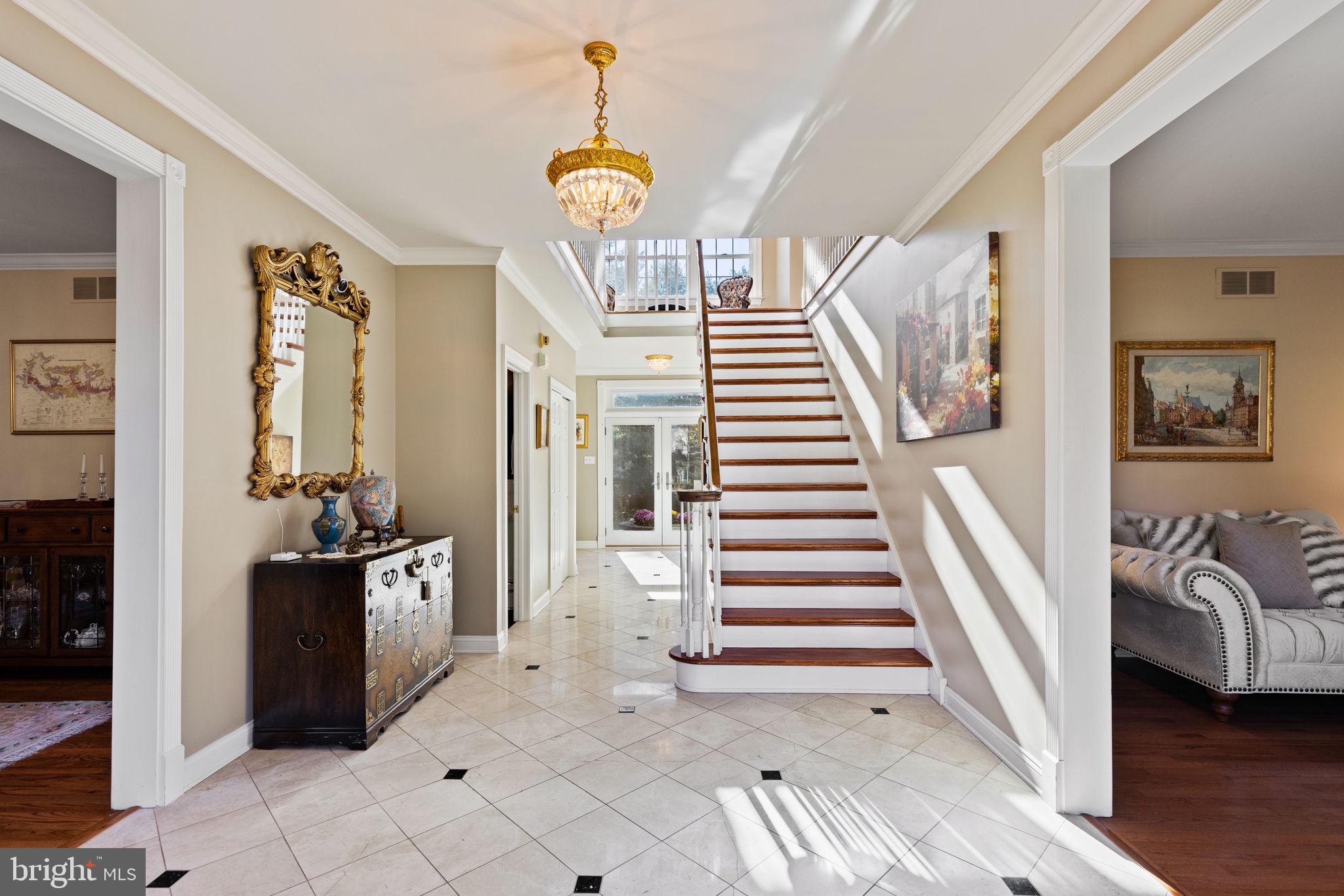 2 Bayberry Cir