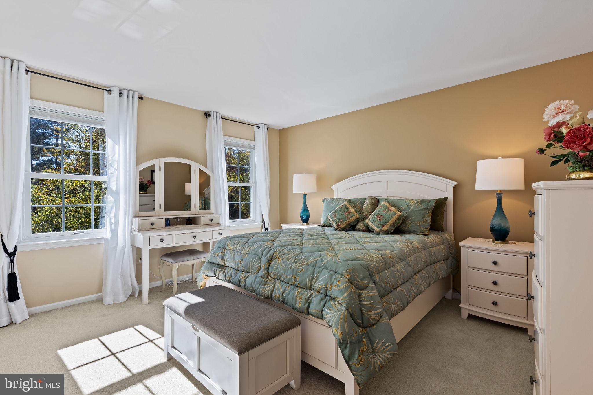 2 Bayberry Cir