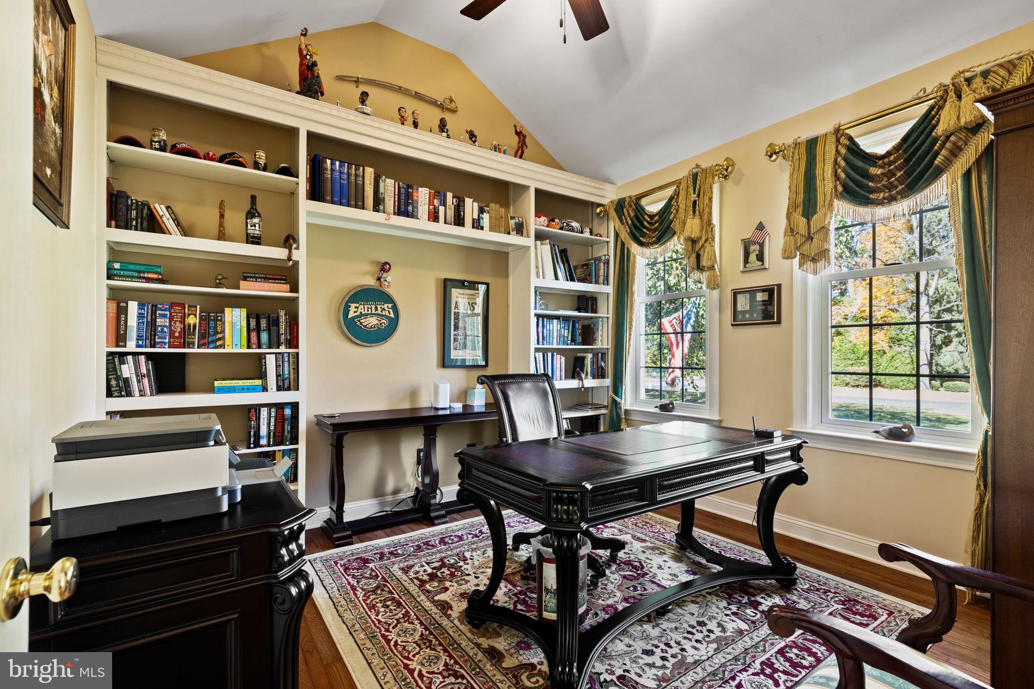 2 Bayberry Cir