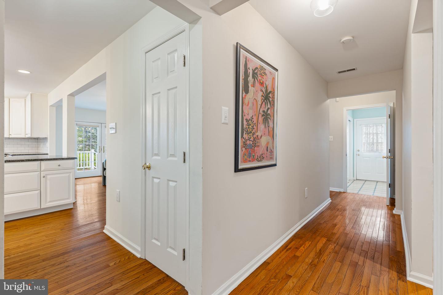 715 Falcon Dr