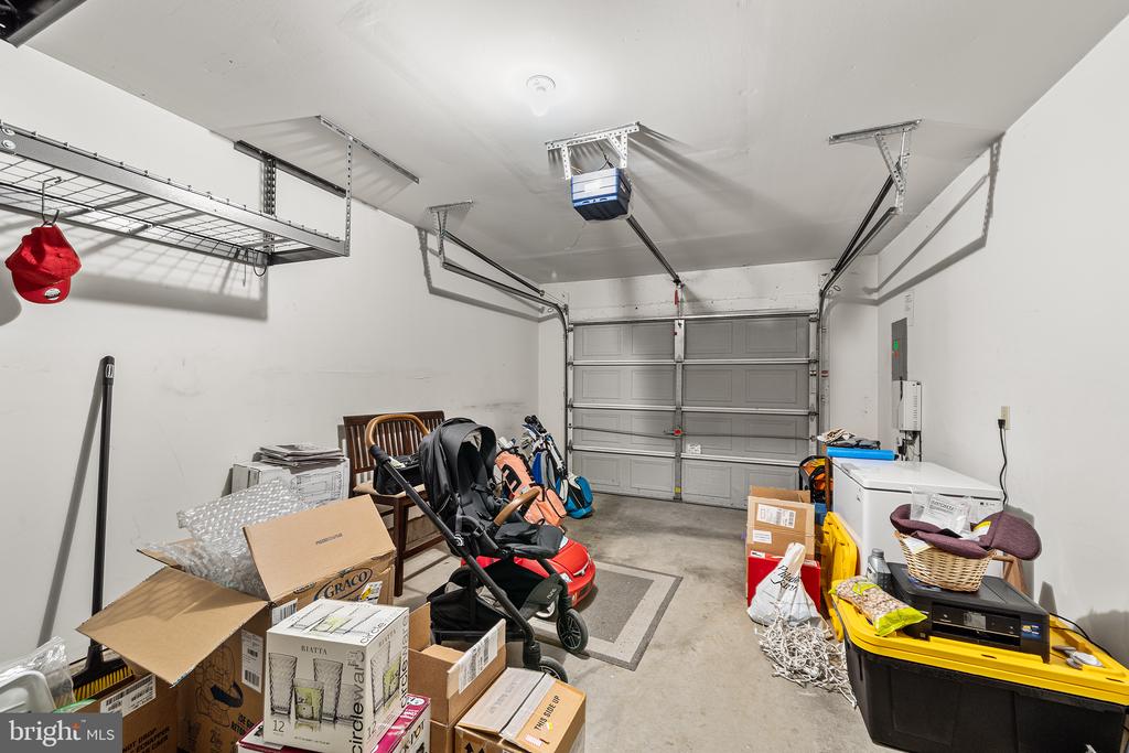 421 FORT HILL CIR