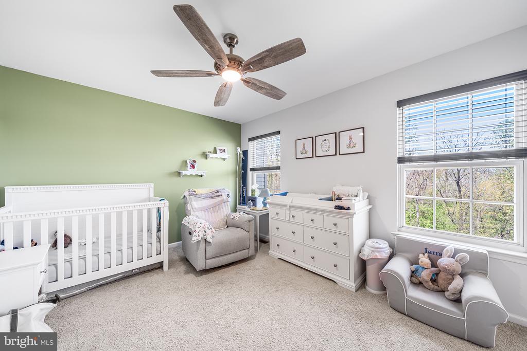 421 FORT HILL CIR