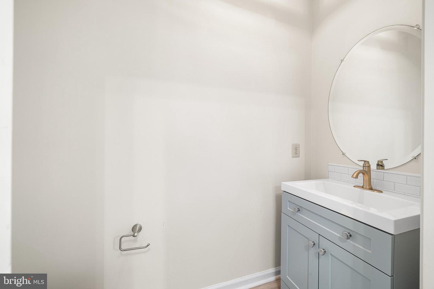 447 FORT HILL CIR