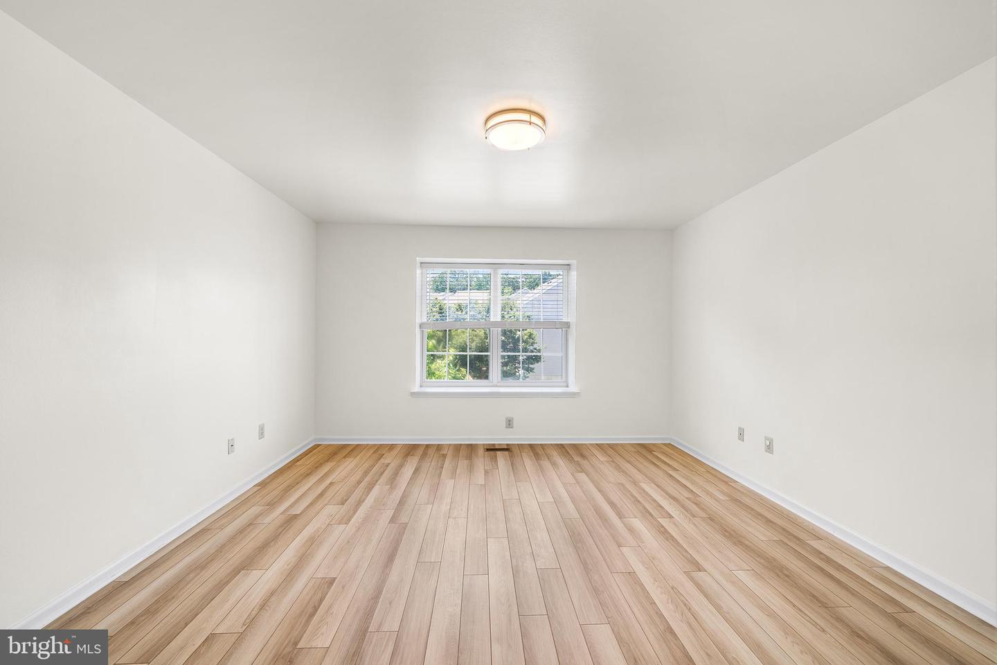 447 FORT HILL CIR