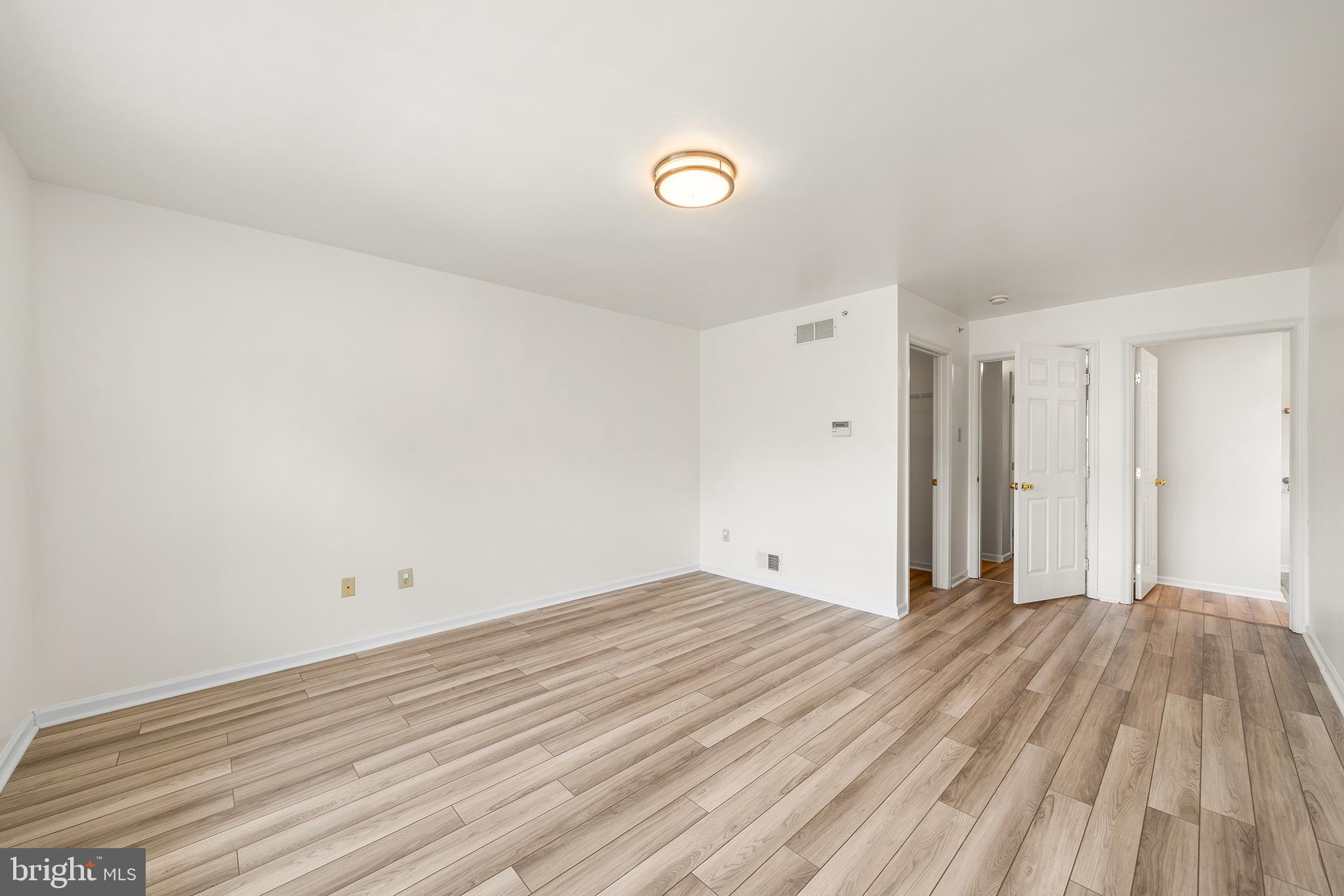 447 FORT HILL CIR