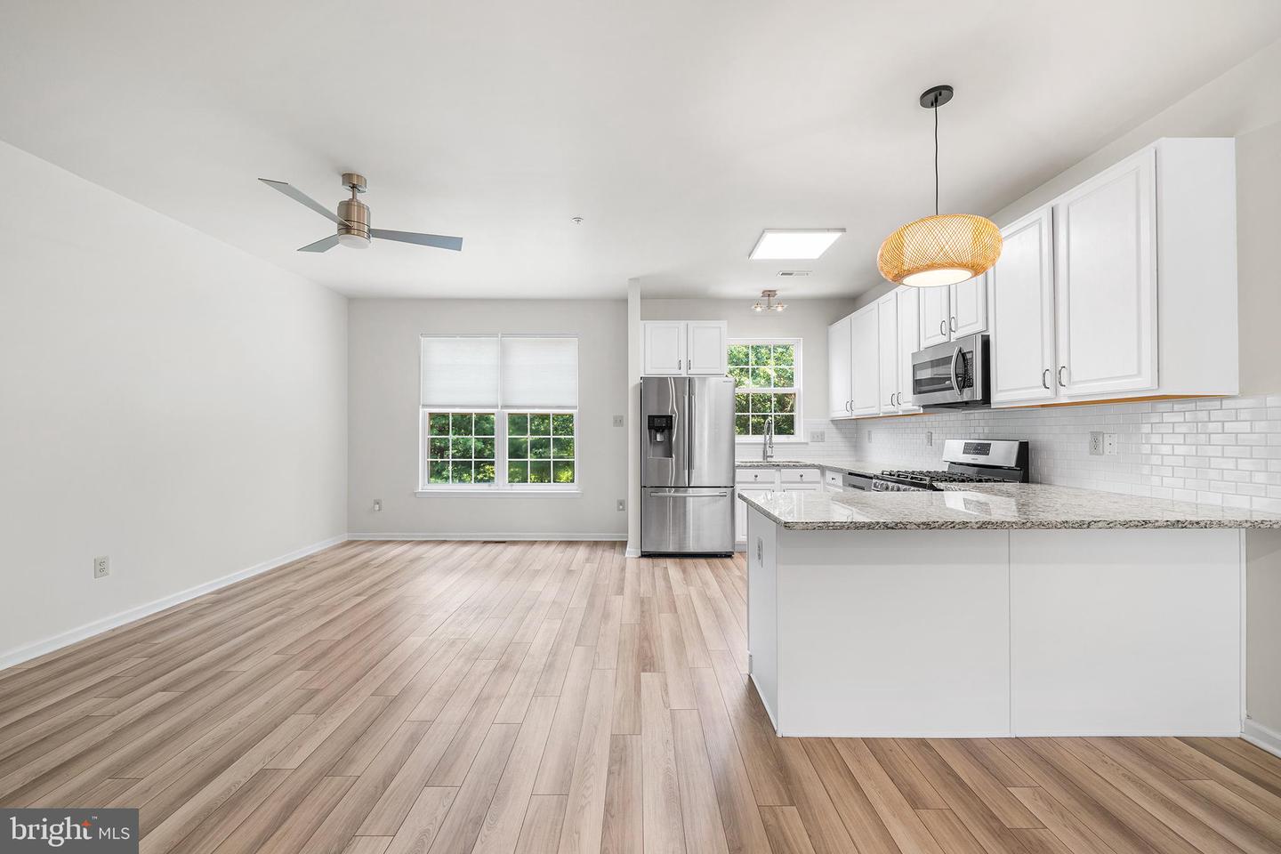 447 FORT HILL CIR