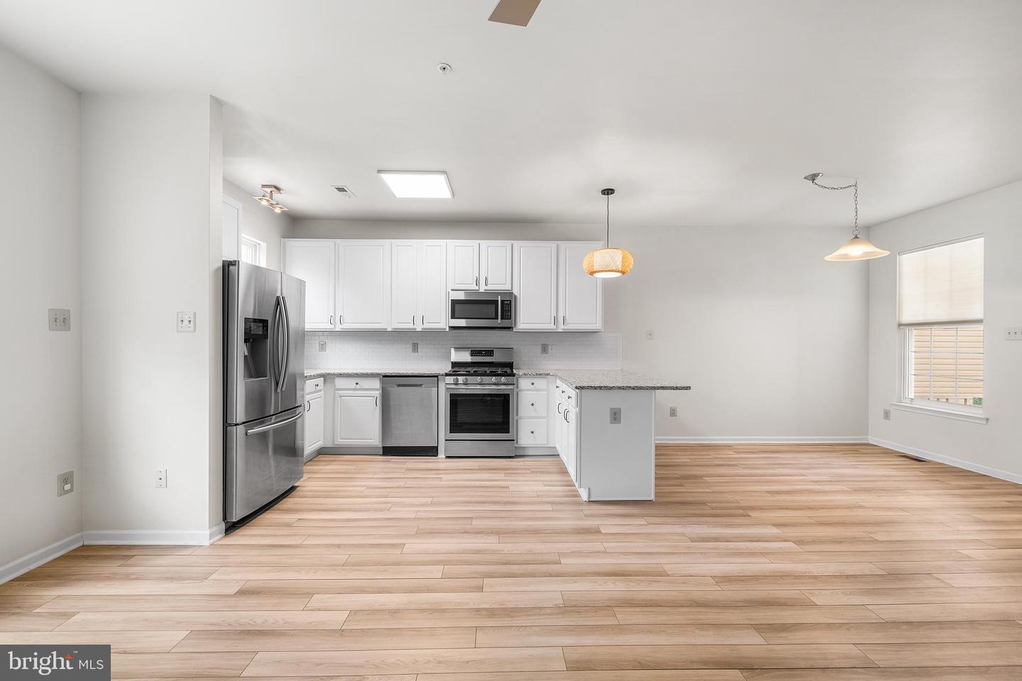447 FORT HILL CIR