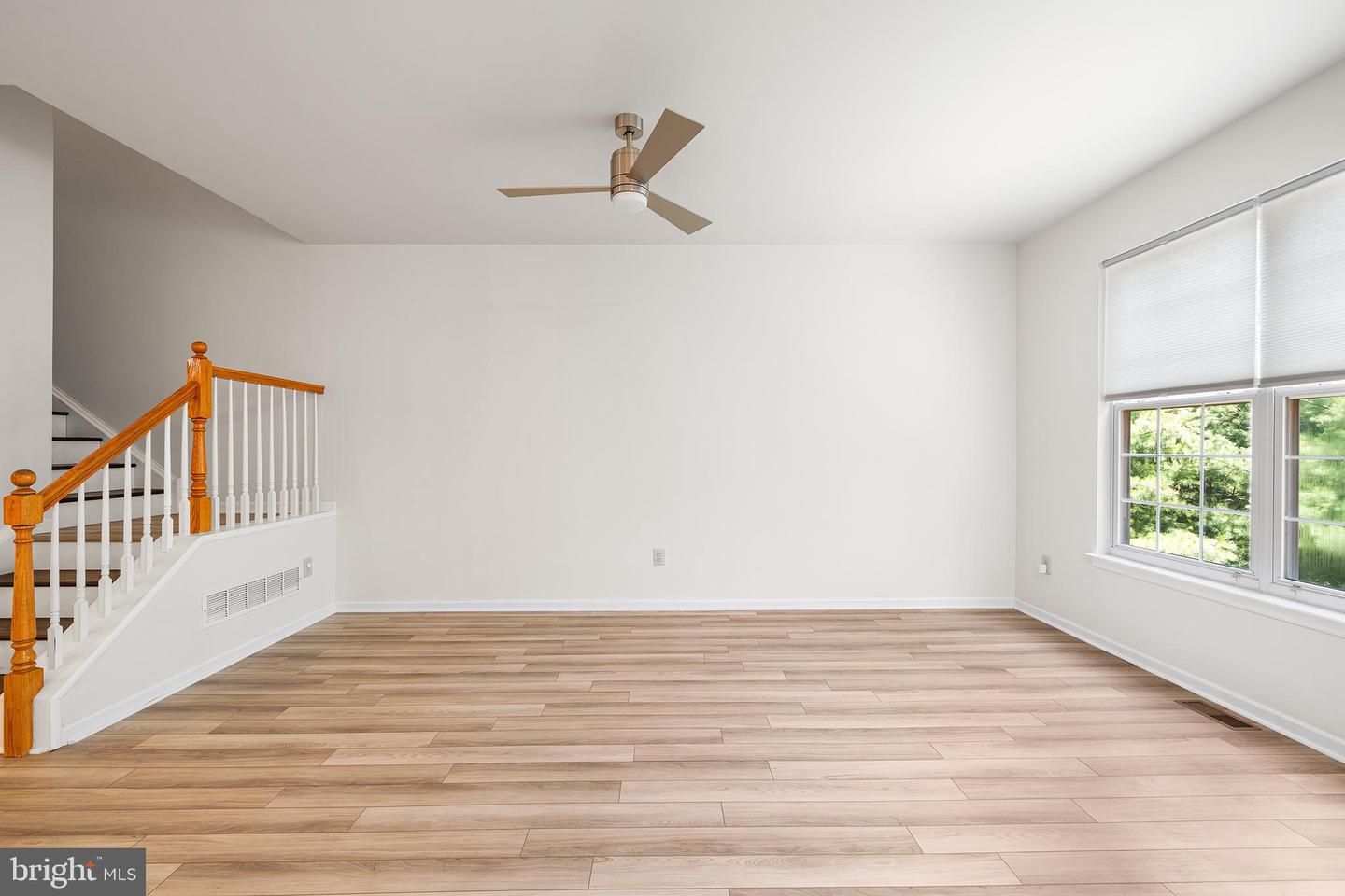 447 FORT HILL CIR