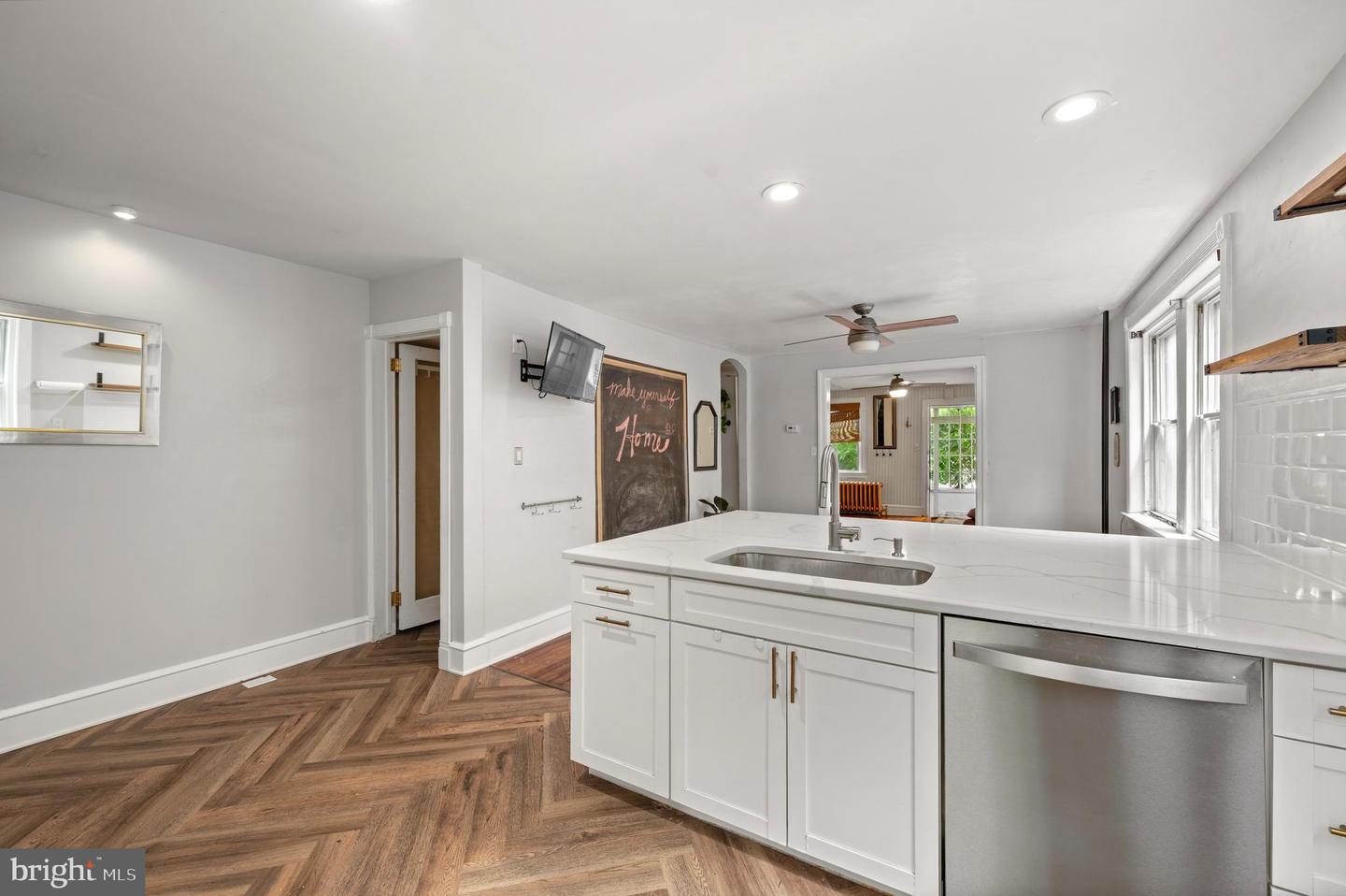 135 Simpson Rd