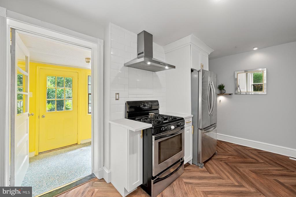 135 Simpson Rd