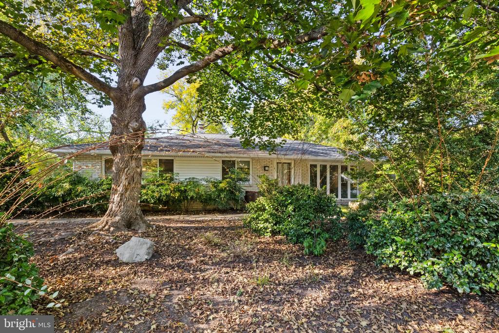303 GLENWAY ROAD