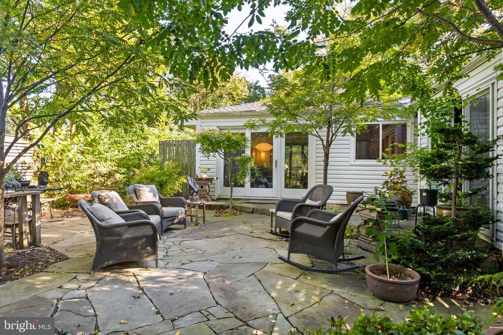 303 GLENWAY ROAD