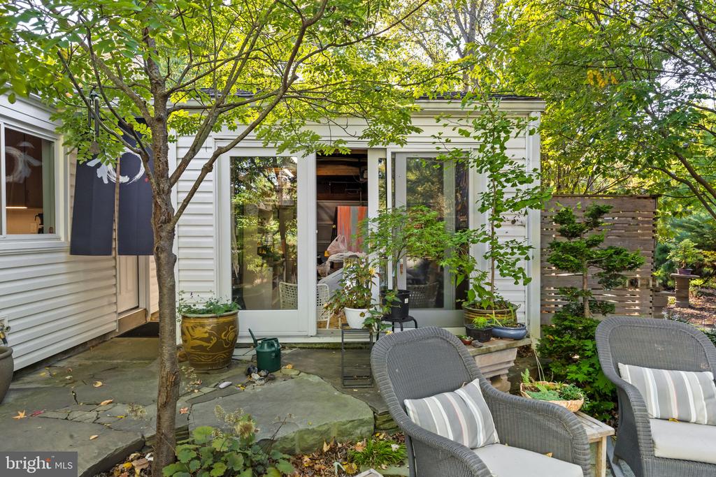303 GLENWAY ROAD