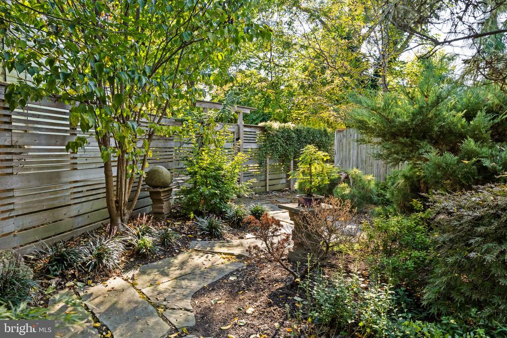 303 GLENWAY ROAD