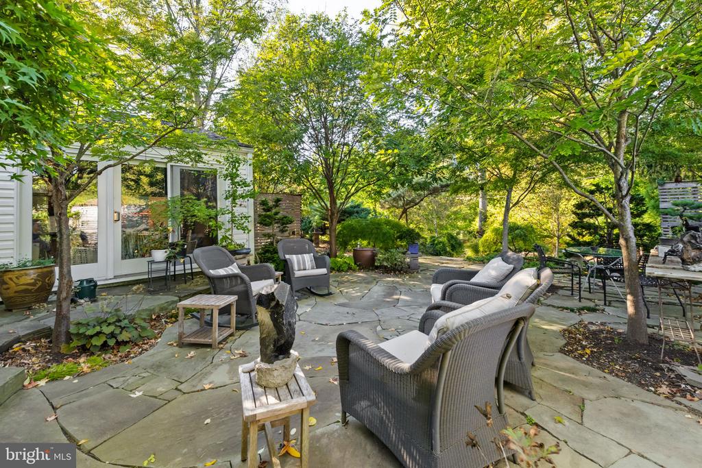 303 GLENWAY ROAD