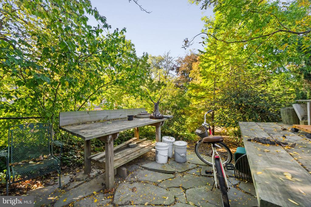 303 GLENWAY ROAD