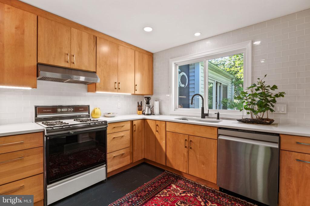 303 GLENWAY ROAD