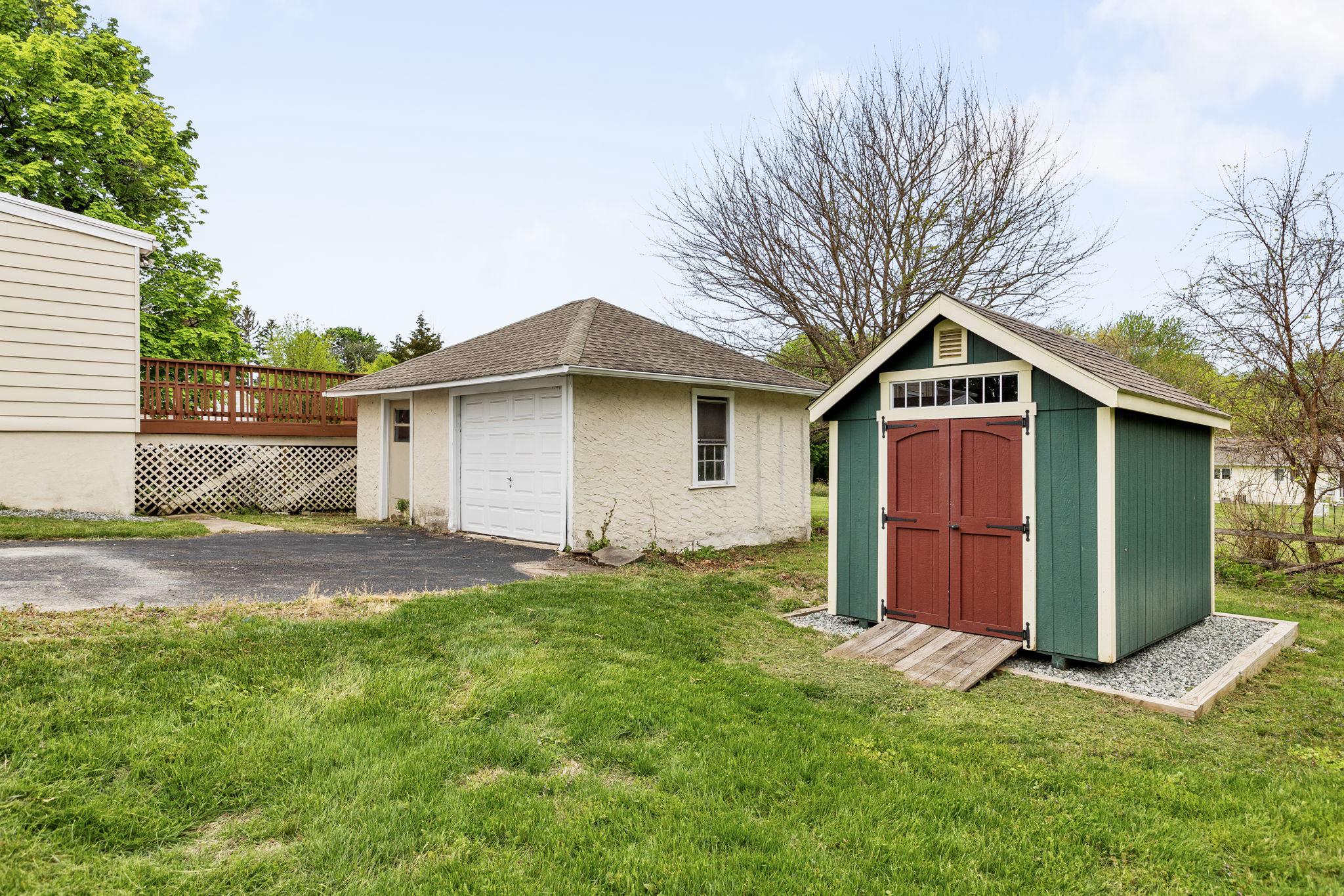 55 E MOUNT KIRK AVENUE