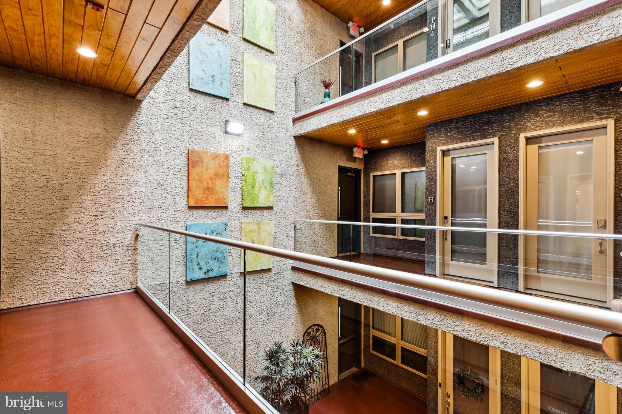 1233 BAINBRIDGE STREET Unit: E