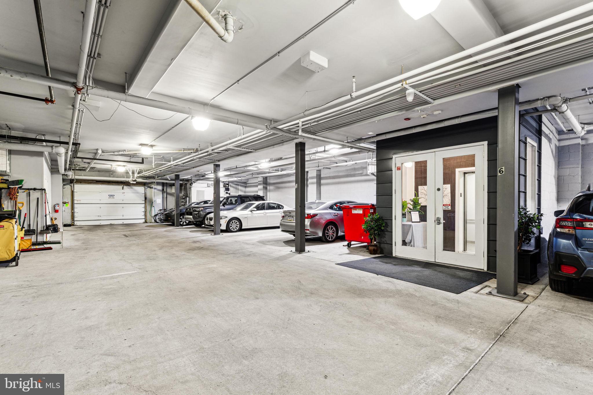 1233 BAINBRIDGE STREET Unit: E